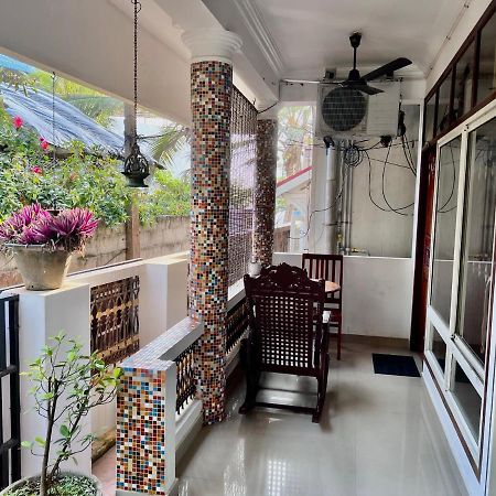 كوفالام Palm Tree Hotel المظهر الخارجي الصورة