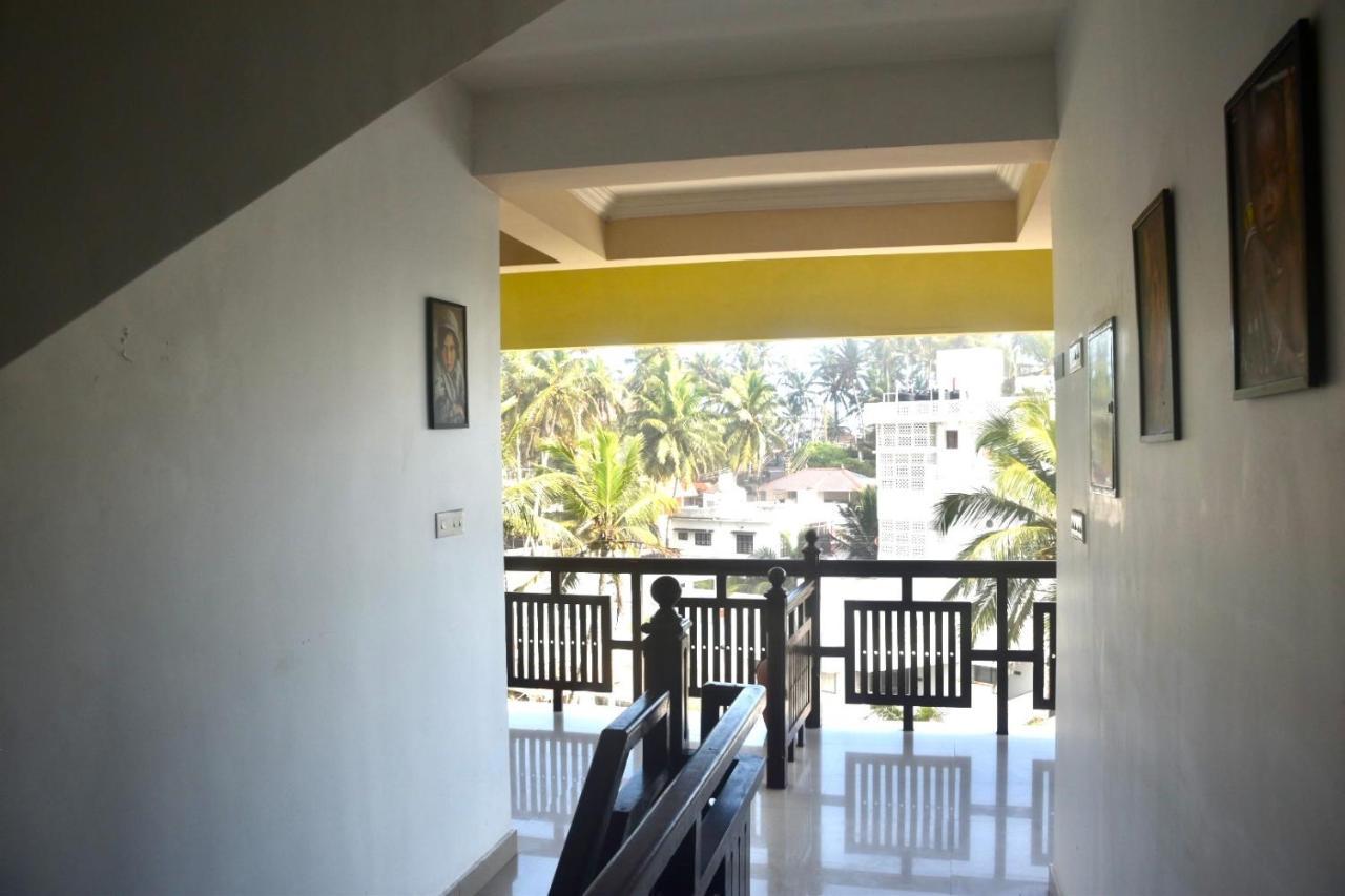 كوفالام Palm Tree Hotel المظهر الخارجي الصورة