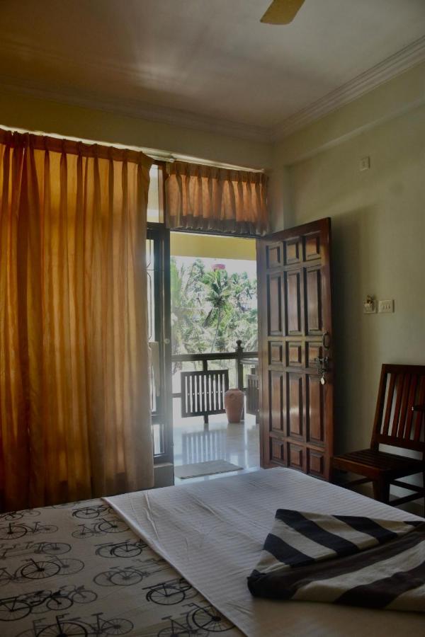 كوفالام Palm Tree Hotel المظهر الخارجي الصورة